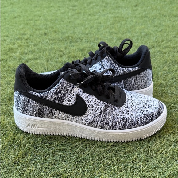 Nike Air Force 1 Flyknit 2.0 - Picture 1 of 5